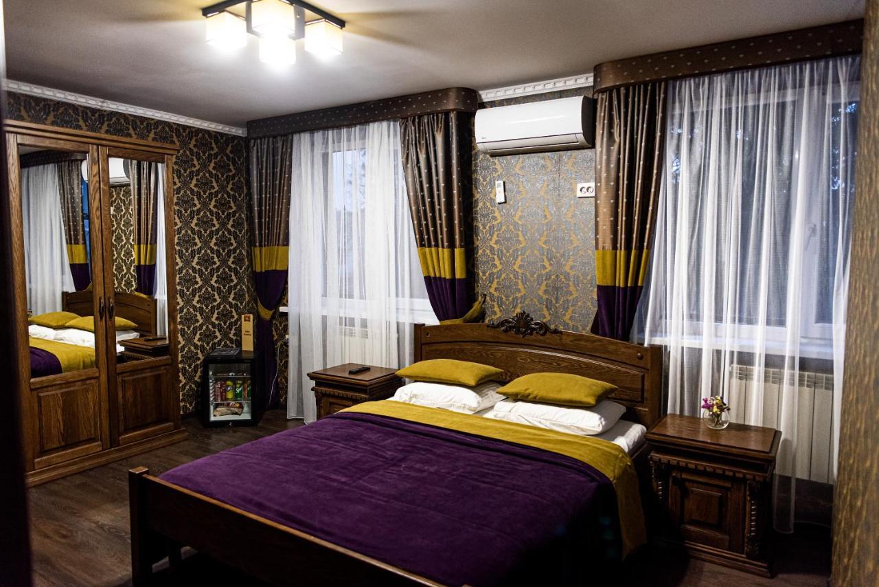 Edem Hotel Berezhany Luaran gambar