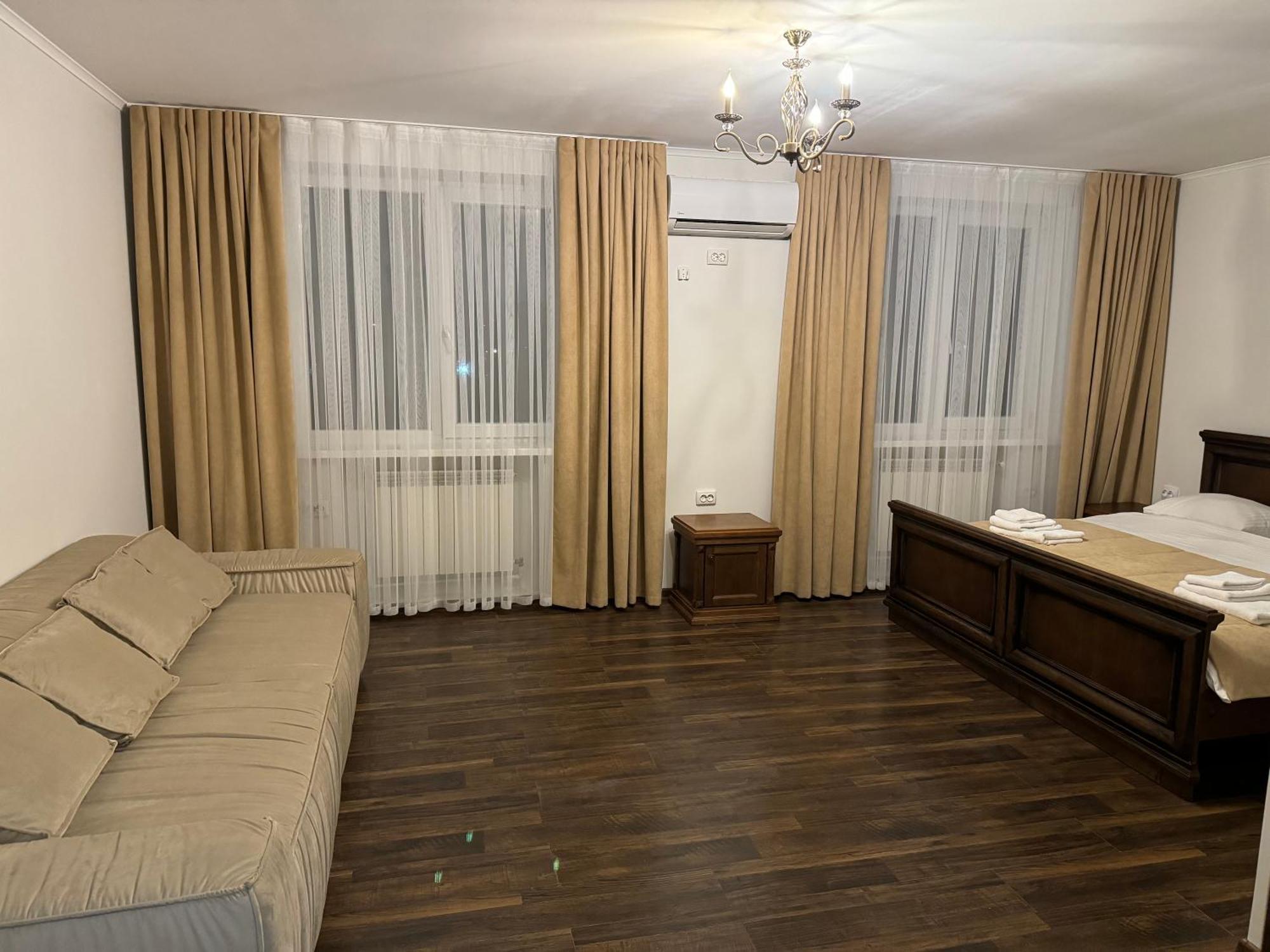 Edem Hotel Berezhany Luaran gambar